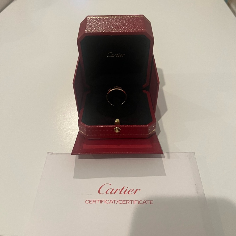New Cartier Love Ring - Rose Gold US Size 8. Certificate and box included